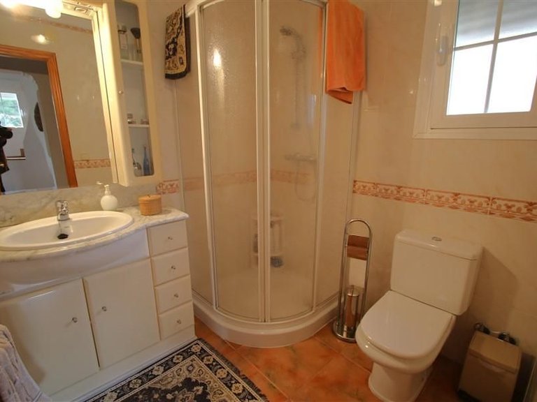 Villa for Sale in Los pinos, Calpe, Alicante 5