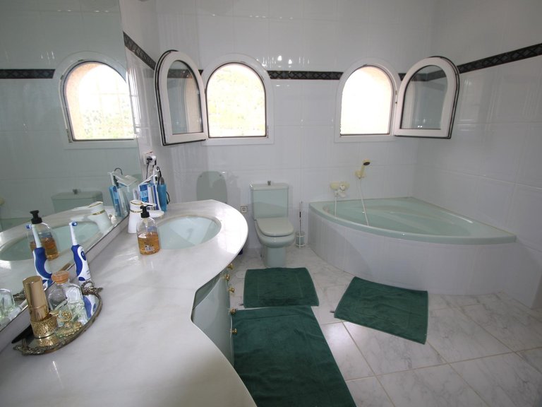 Villa for Sale in La Canuta, Calpe, Alicante 27