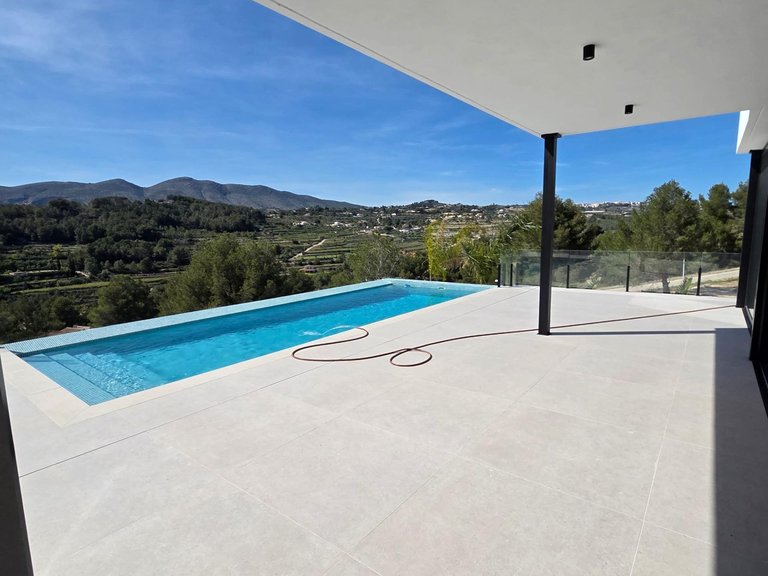 Villa for Sale in Empedrola, Calpe, Alicante 7