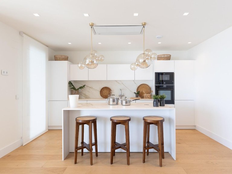 Apartment for Sale in Centro, Benidorm, Alicante 11