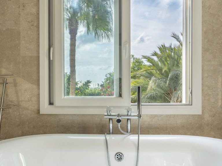 Villa for Sale in Cala Advocat - Baladrar, Benissa, Alicante 11