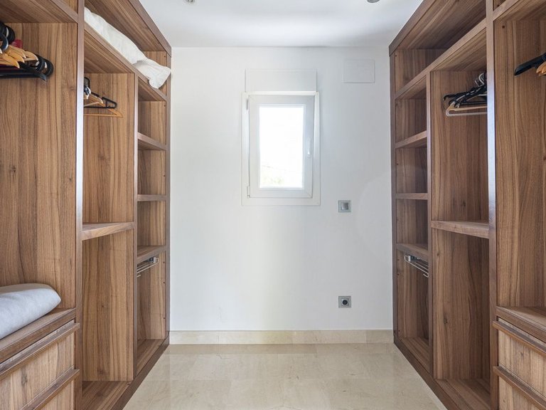 Villa for Sale in Cala Advocat - Baladrar, Benissa, Alicante 18