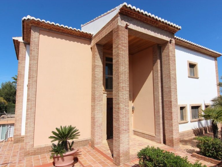 Villa for Sale in Montañar I, Jávea - Xàbia, Alicante 2