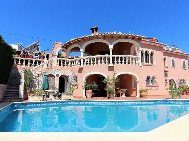 Villa for Sale in Benissa pueblo, Benissa, Alicante 3