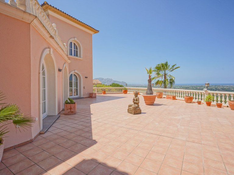 Villa for Sale in La Sella, Pedreguer, Alicante 12