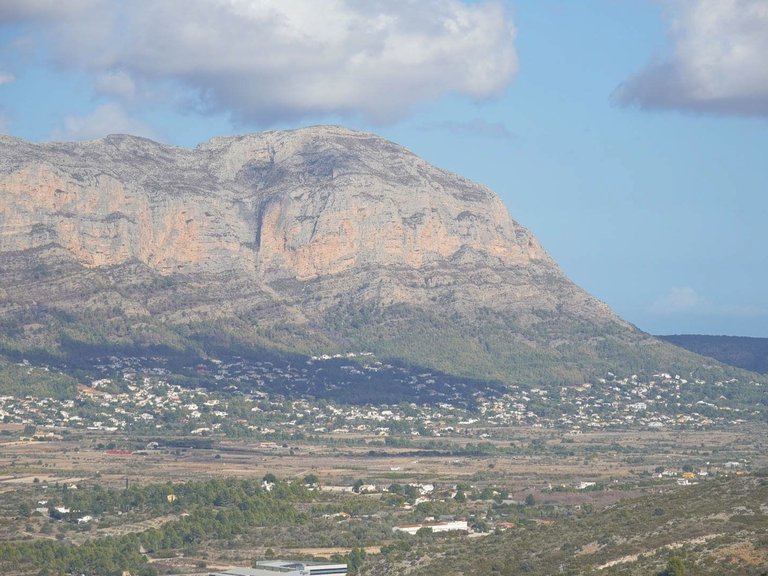 Villa for Sale in La Sella, Pedreguer, Alicante 2