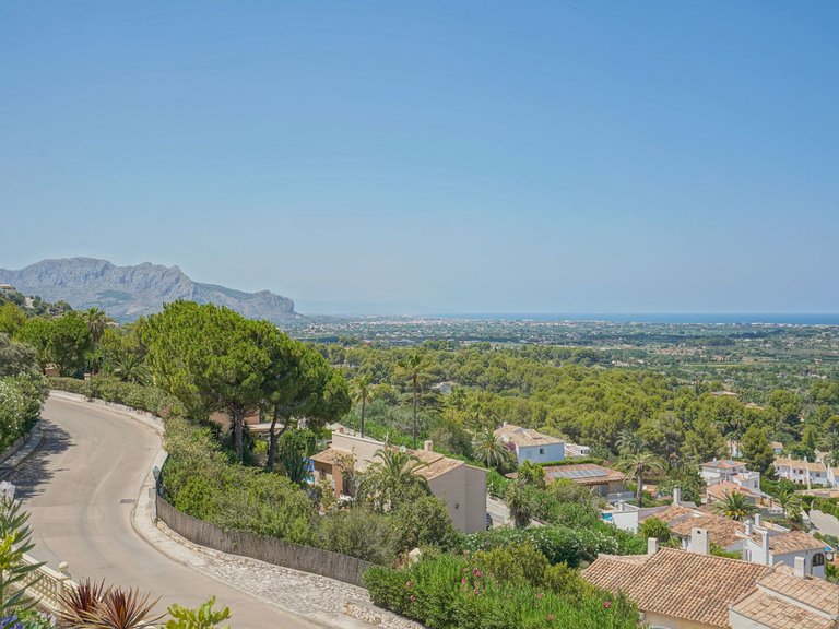 Villa for Sale in La Sella, Pedreguer, Alicante 35