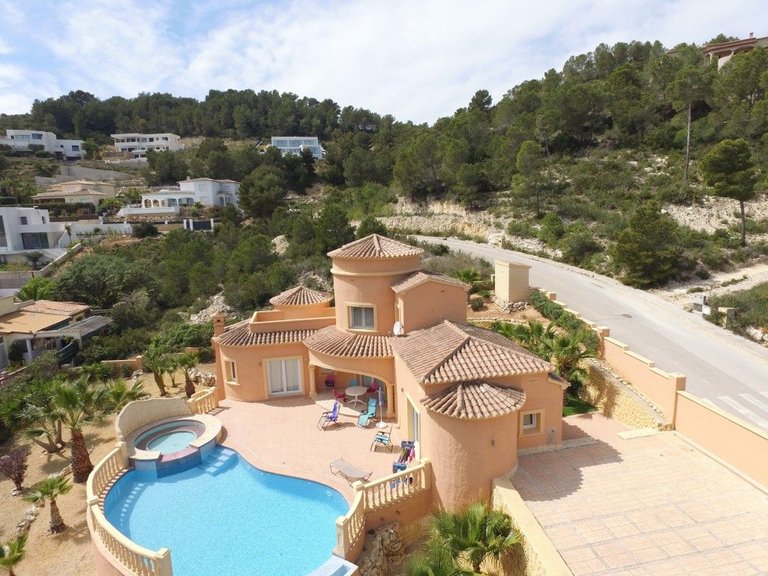 Villa for Sale in Partida Comunes-Adsubia, Jávea - Xàbia, Alicante 43