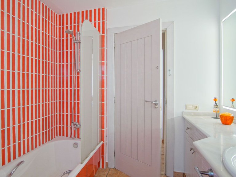 Villa for Sale in Centro, Pedreguer, Alicante 27