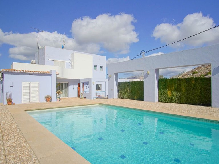 Villa for Sale in Centro, Pedreguer, Alicante 3