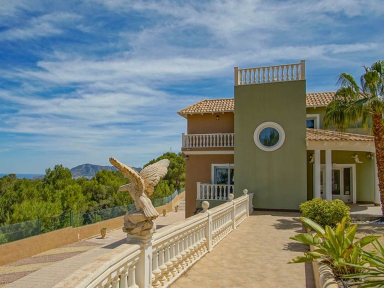 Villa for Sale in La Nucia Pueblo, La Nucía, Alicante 13