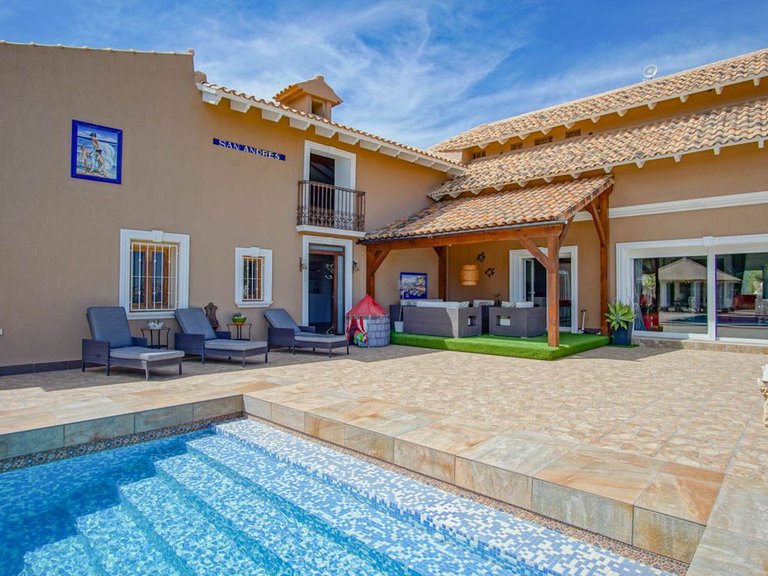 Villa for Sale in La Nucia Pueblo, La Nucía, Alicante 16