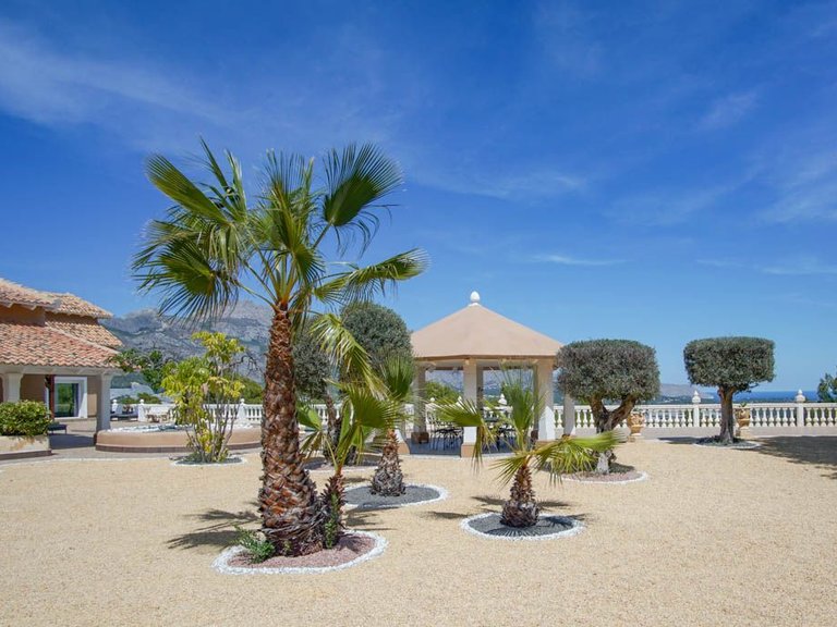 Villa for Sale in La Nucia Pueblo, La Nucía, Alicante 5