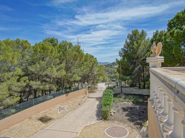 Villa for Sale in La Nucia Pueblo, La Nucía, Alicante 54