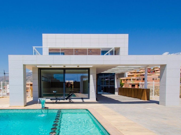 Villa for Sale in Balcón de finestrat, Finestrat, Alicante 3