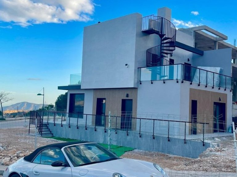 Town House for Sale in Pla de cantal, Polop, Alicante 37