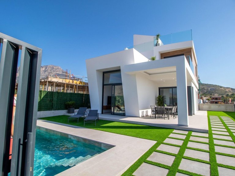 Villa for Sale in Golf Puig Campana, Finestrat, Alicante 31