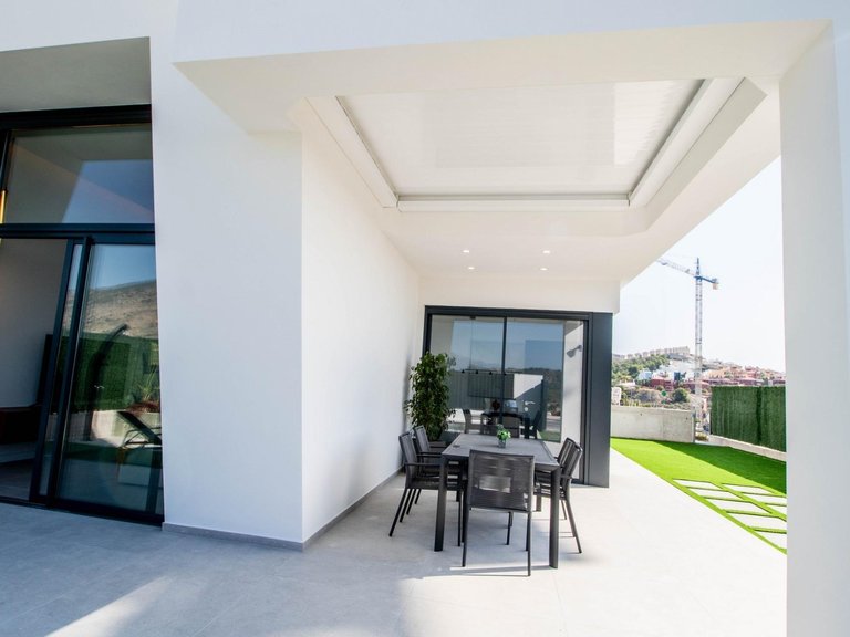 Villa for Sale in Golf Puig Campana, Finestrat, Alicante 6