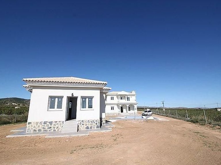 Villa for Sale in Comunidad valenciana, Pinoso, Alicante 17