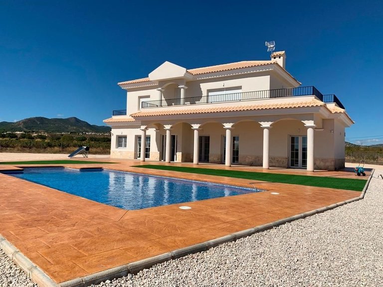 Villa for Sale in Comunidad valenciana, Pinoso, Alicante 1
