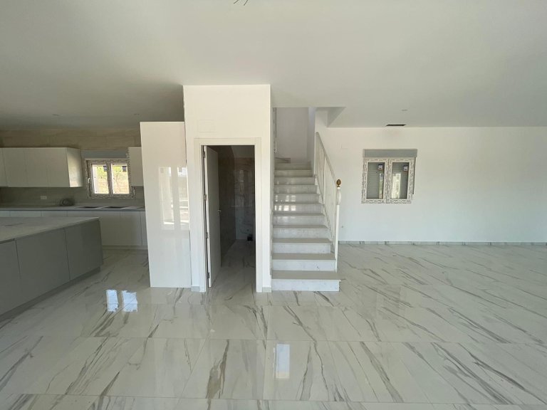 Villa for Sale in Comunidad valenciana, Pinoso, Alicante 2
