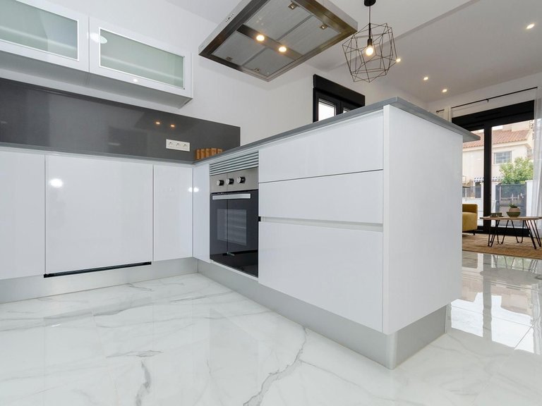 Villa for Sale in El limonar, Torrevieja, Alicante 10