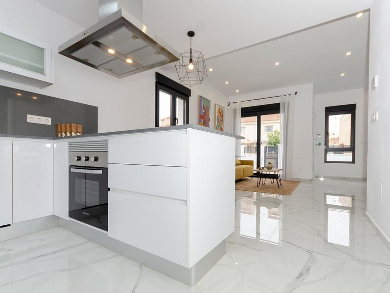 Villa for Sale in El limonar, Torrevieja, Alicante 9