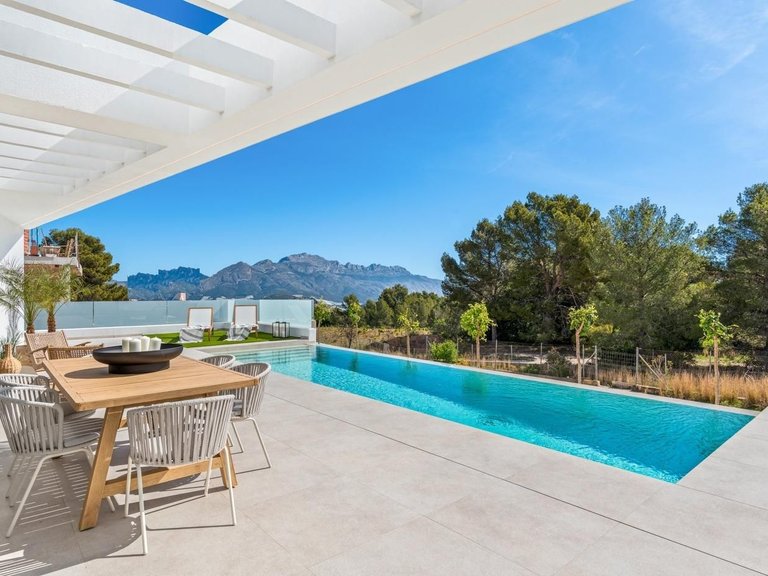 Villa for Sale in Casco urbano, Polop, Alicante 34