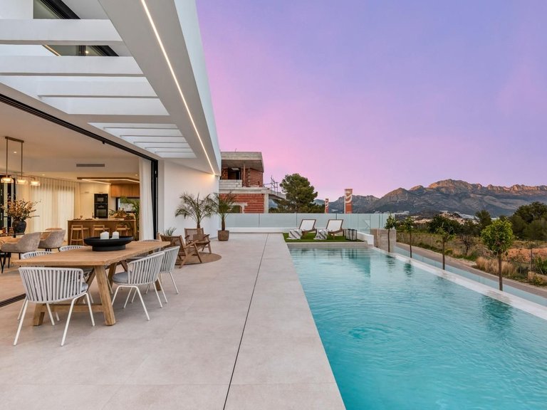 Villa for Sale in Casco urbano, Polop, Alicante 42