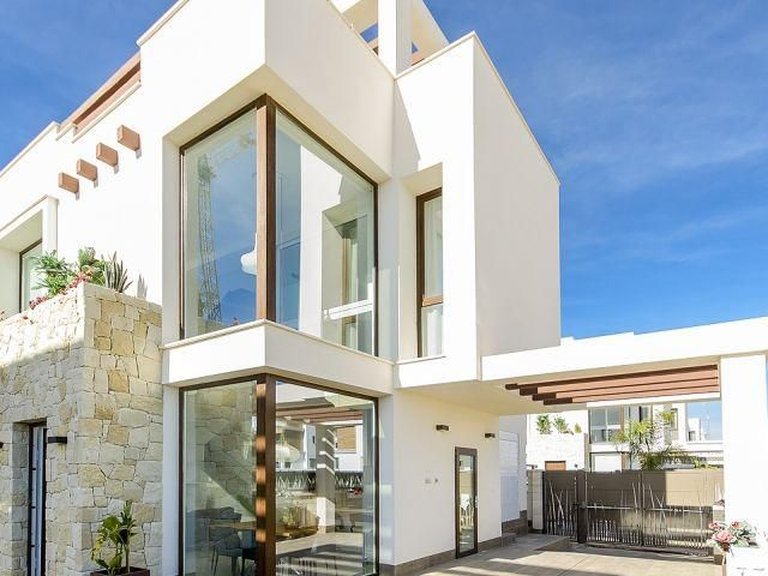 Villa for Sale in Cuidad Quesada, Rojales, Alicante 1