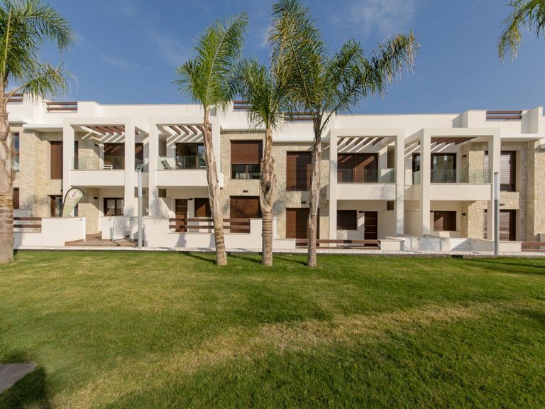 Villa for Sale in Los balcones, Torrevieja, Alicante 30