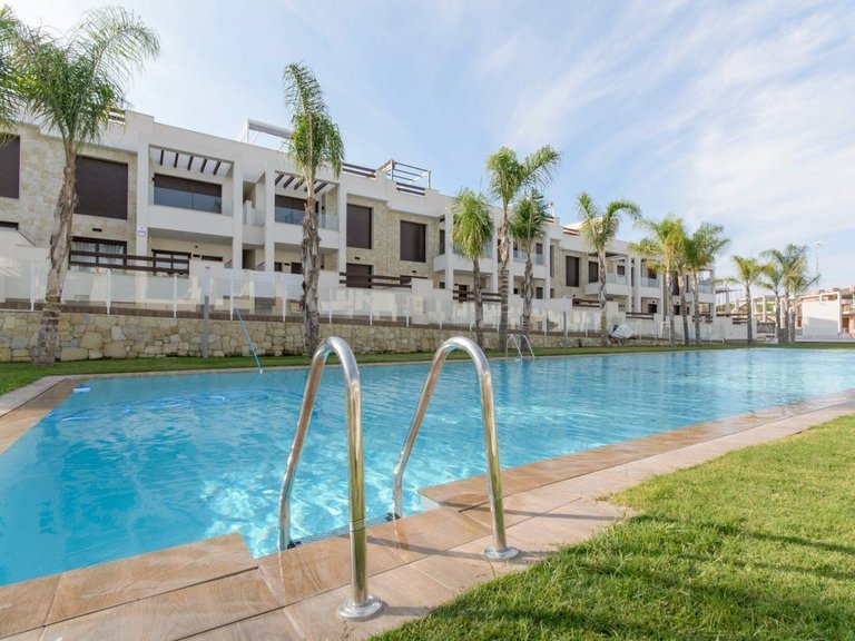 Villa for Sale in Los balcones, Torrevieja, Alicante 31