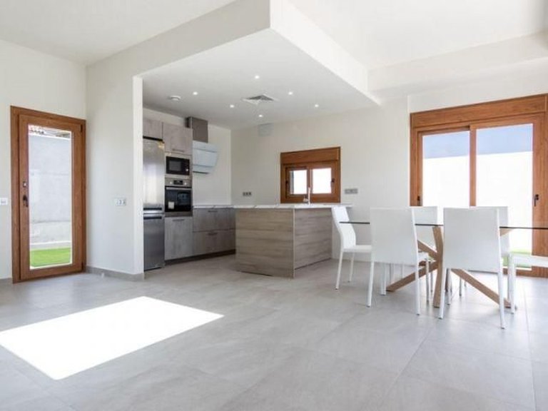 Villa for Sale in La siesta, Torrevieja, Alicante 18