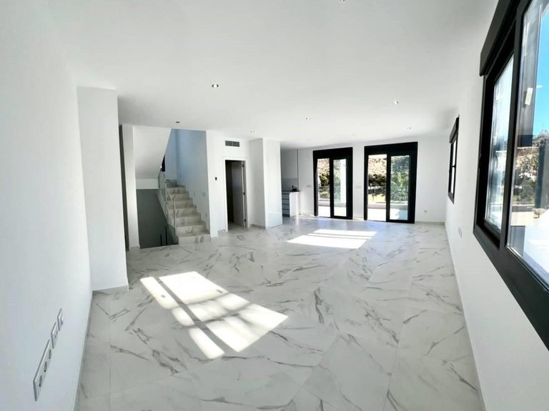 Villa for Sale in La Marquesa, Rojales, Alicante 4