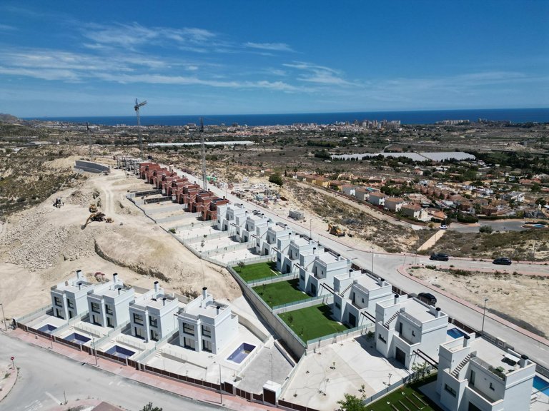 Villa for Sale in Dorado Country Club, Mutxamel, Alicante 21