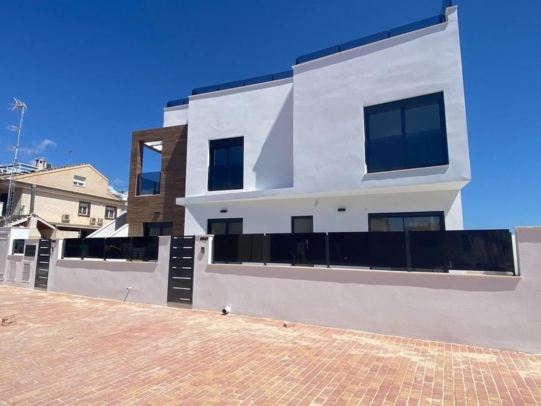 Villa for Sale in San Pedro Del Pinatar, Murcia 19