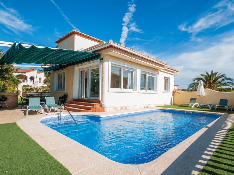Villa for Sale in Costeres, Calpe, Alicante 1