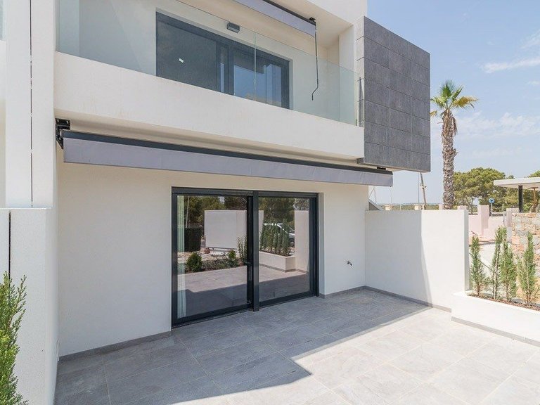 Villa for Sale in Los balcones, Torrevieja, Alicante 28