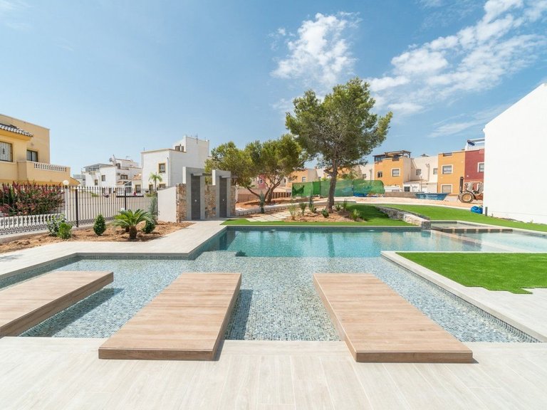 Villa for Sale in Los balcones, Torrevieja, Alicante 3