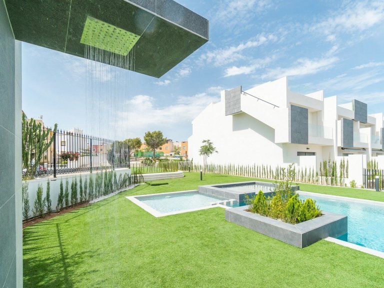 Villa for Sale in Los balcones, Torrevieja, Alicante 4