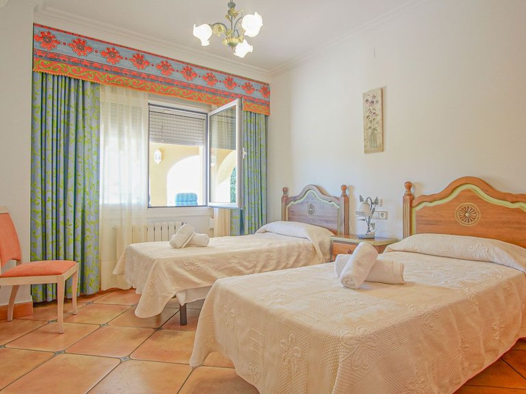 Villa for Sale in Benissa pueblo, Benissa, Alicante 28