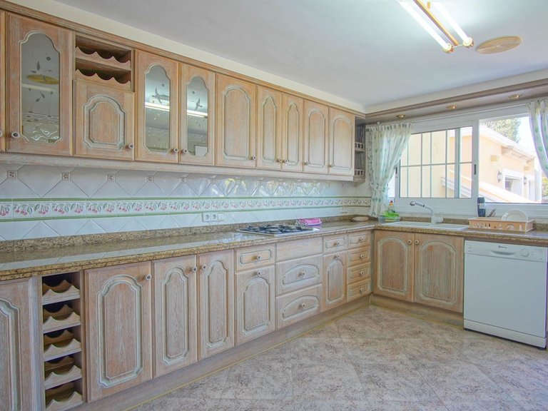 Villa for Sale in Benissa pueblo, Benissa, Alicante 40