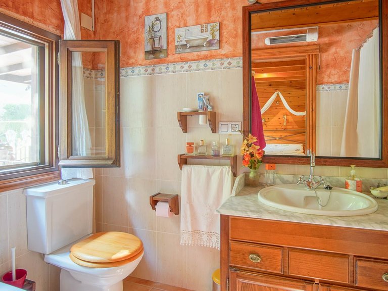 Villa for Sale in Comunidad valenciana, Orba, Alicante 17