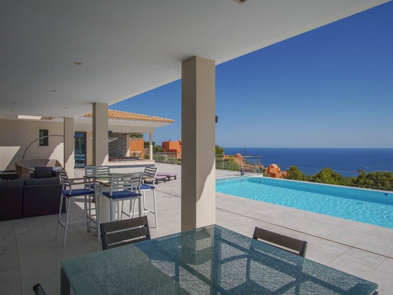 Villa for Sale in Urbanizaciones, Altea, Alicante 12