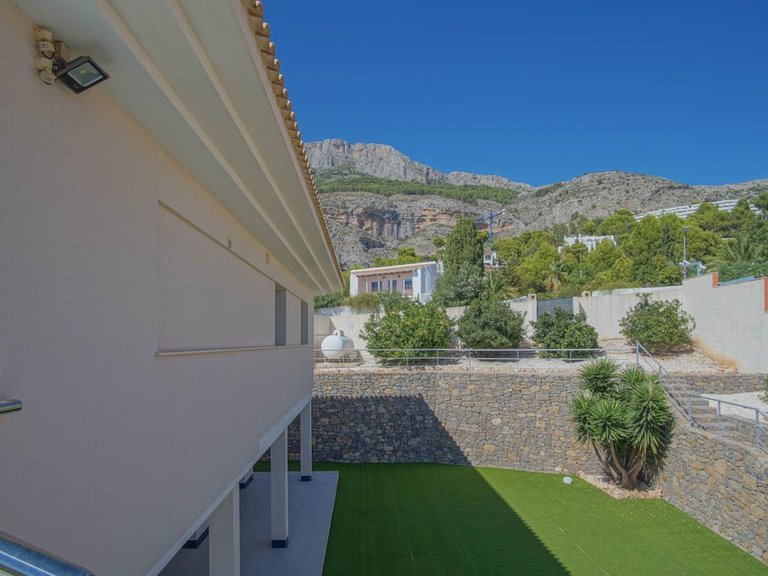 Villa for Sale in Urbanizaciones, Altea, Alicante 9