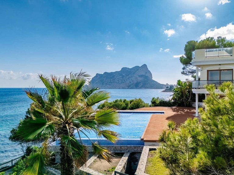 Villa for Sale in Calpe, Alicante 3