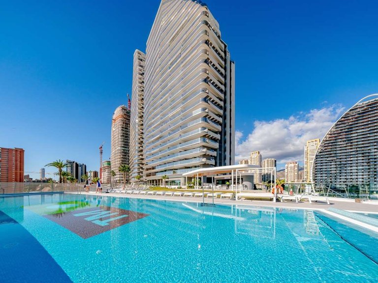 Apartment for Sale in Centro, Benidorm, Alicante 10