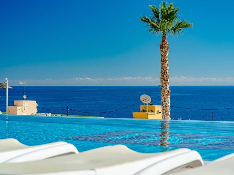 Apartment for Sale in Centro, Benidorm, Alicante 13