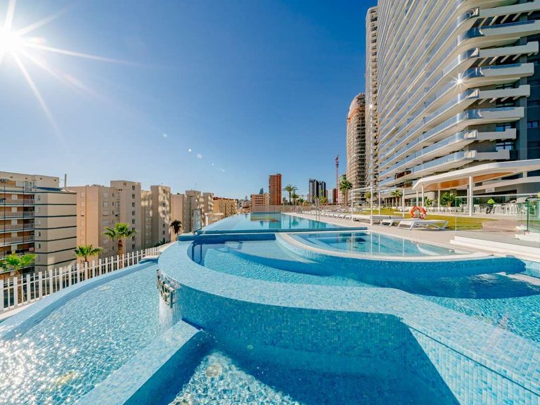 Apartment for Sale in Centro, Benidorm, Alicante 6