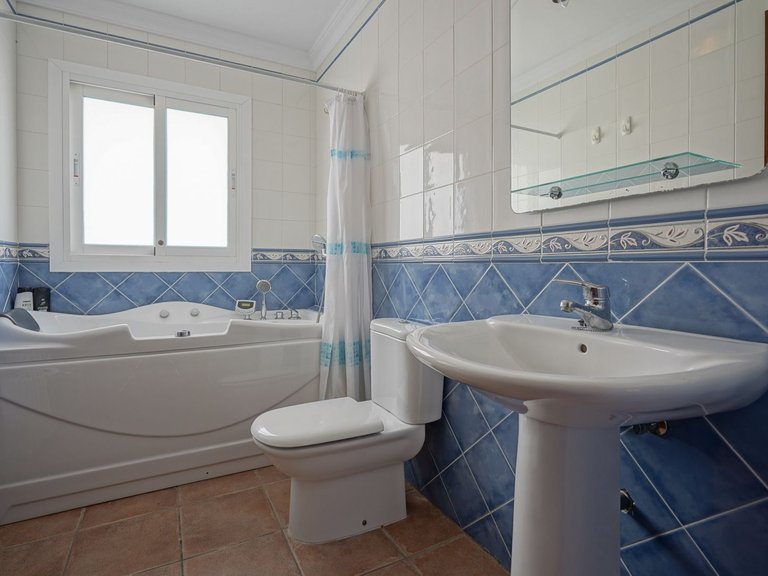 Villa for Sale in La Sierra, Altea, Alicante 35